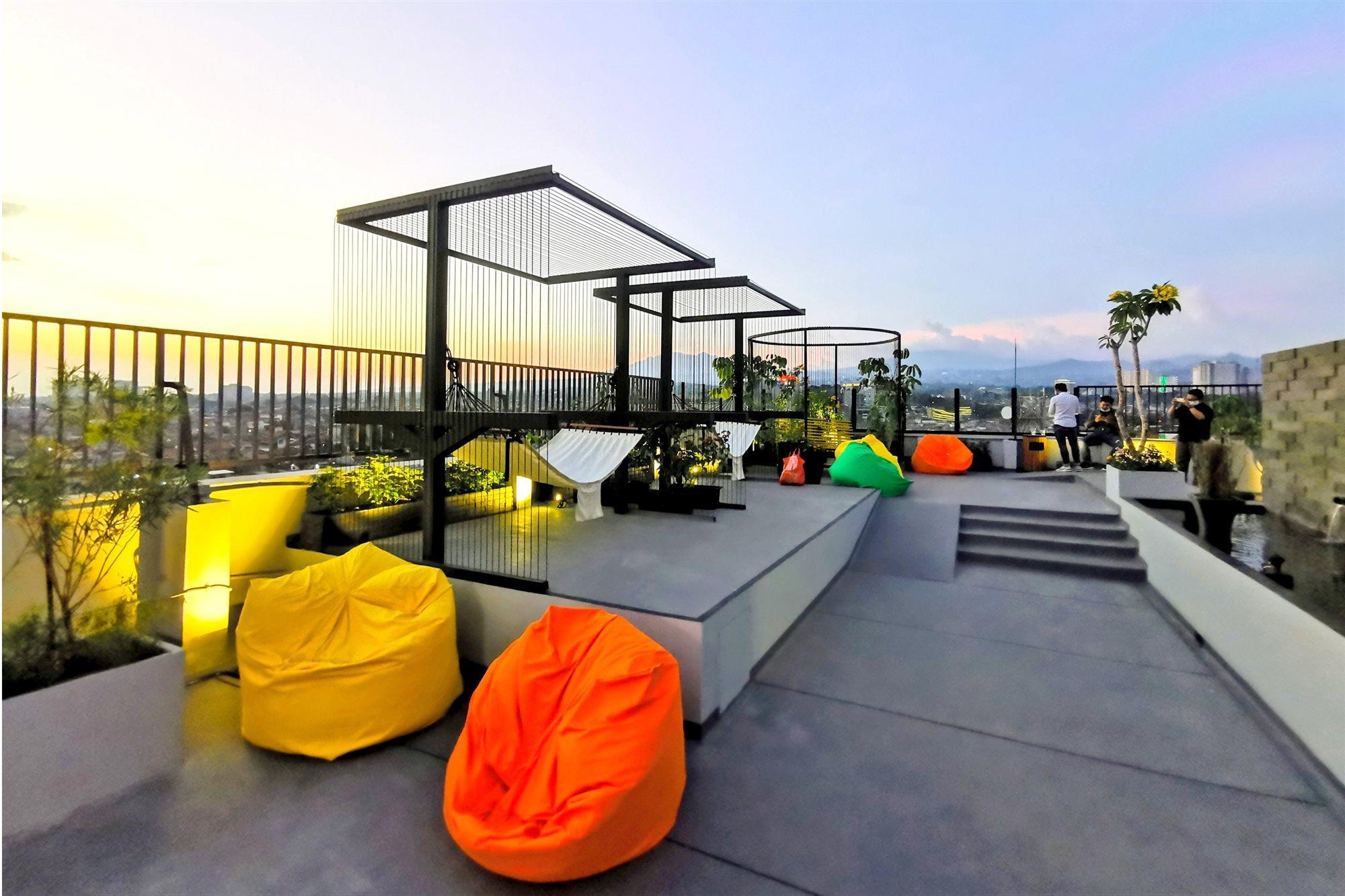 Zest Sukajadi By Swiss-belhotel International Hotel 3*