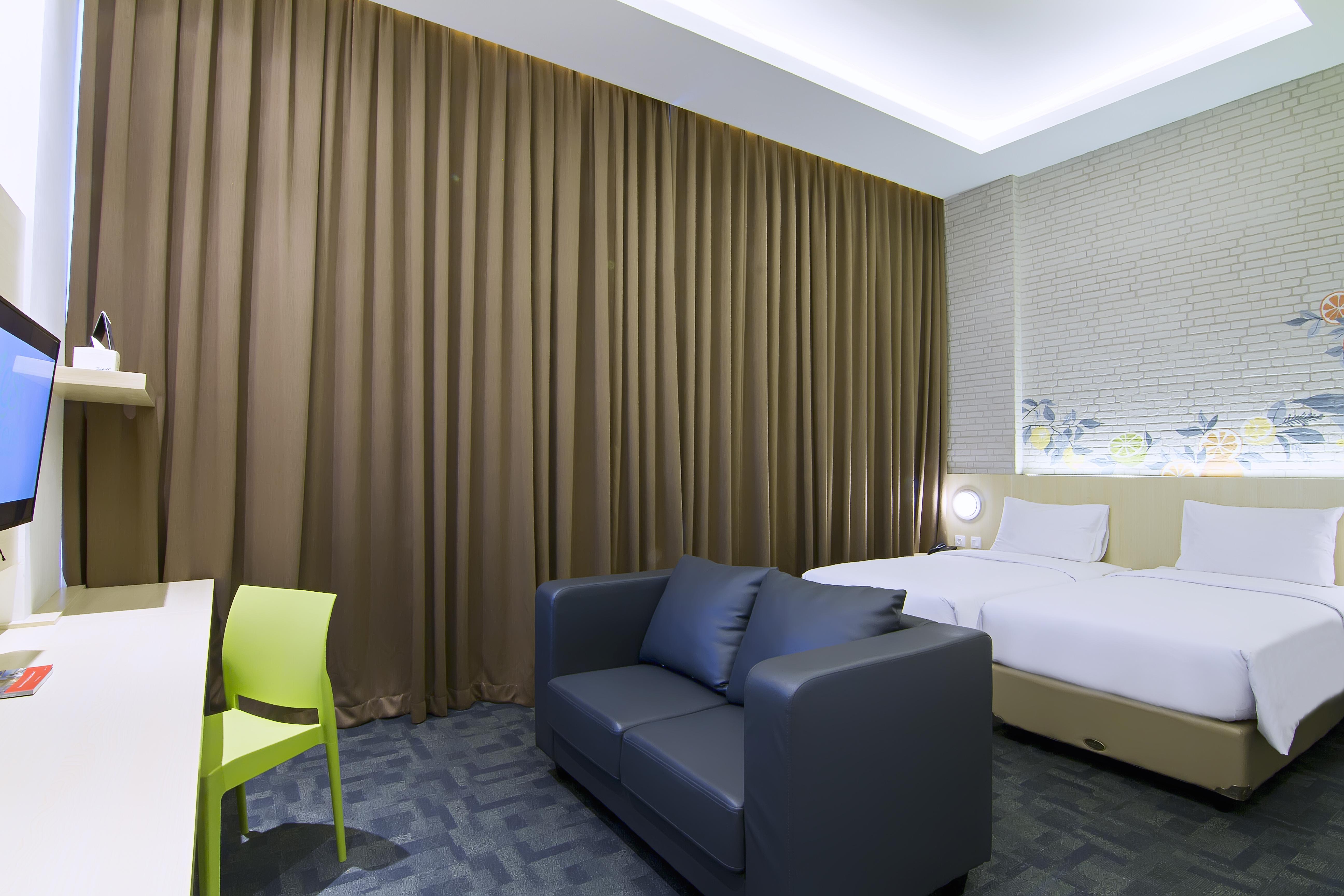 Zest Sukajadi By Swiss-belhotel International Hotel
