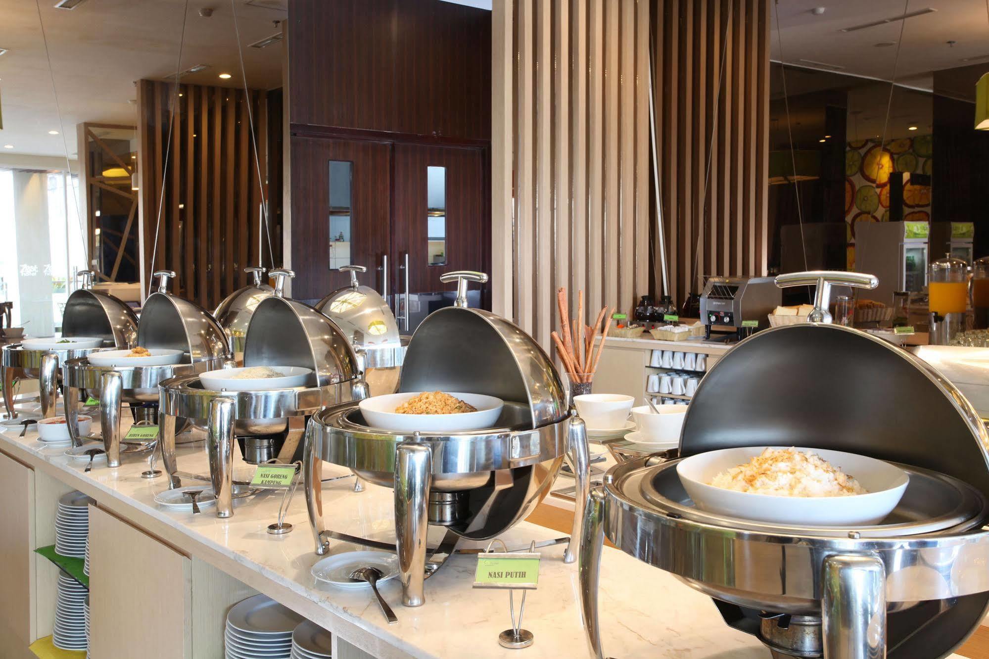 Zest Sukajadi By Swiss-belhotel International Hotel Bandung